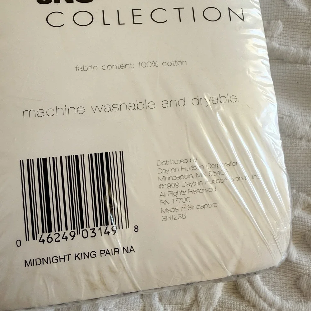 Vtg JNC Home Collection King Pillowcases Pair Midnight Stripe 100% Cotton NOS